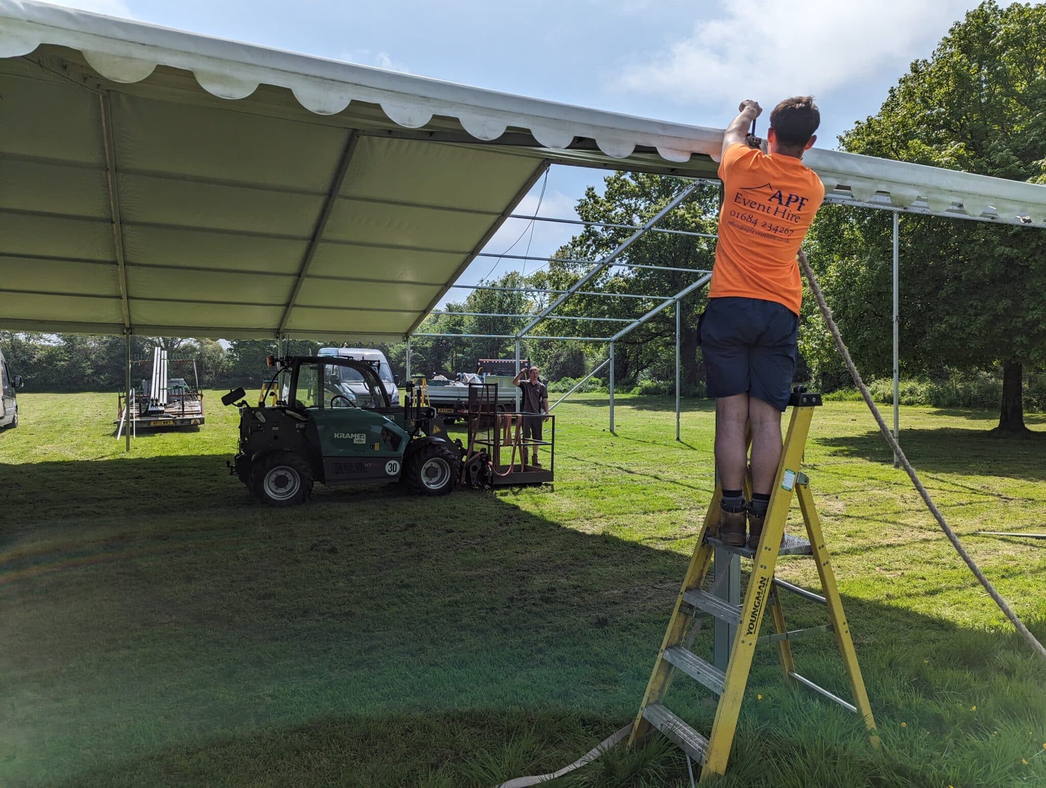 APF Event Hire Delivers Stellar Crewing Services for Monnow Marquees at Tredegar House Folk Festival