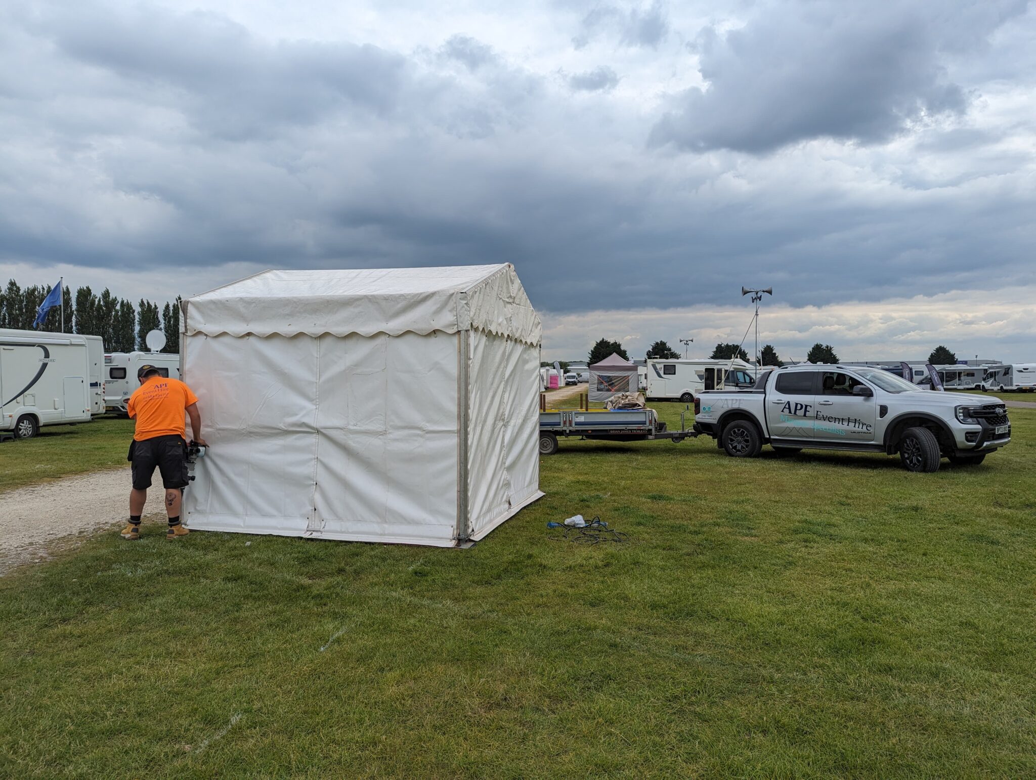 APF Event Hire Delivers Compact Elegance with a Clearspan Marquee for Warners at the Newark Motorhome Show